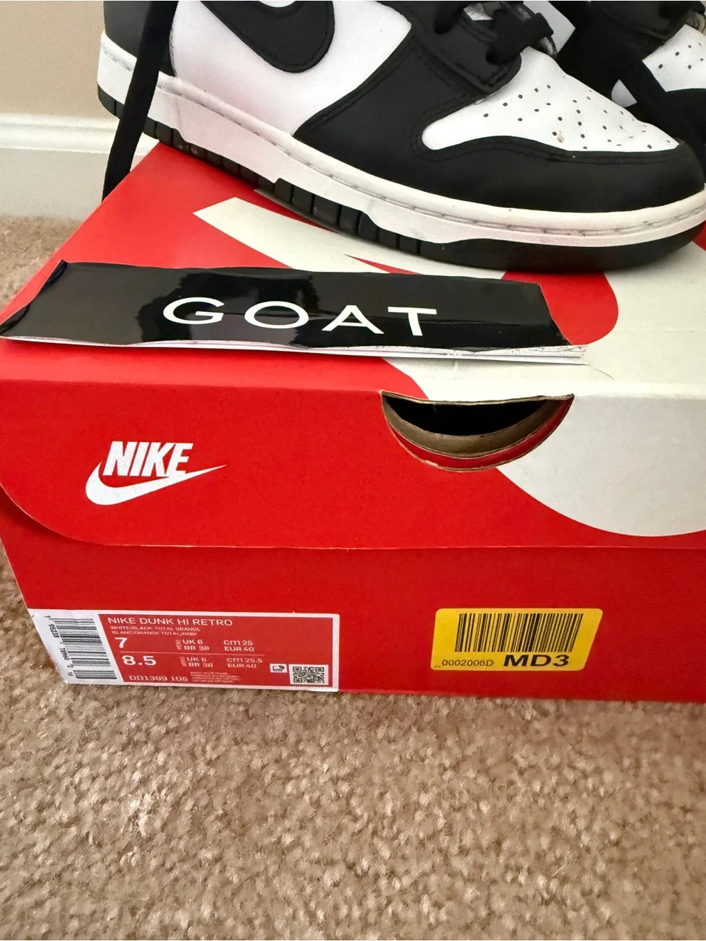 Dunk High 'White Black' – Size US 7 M or 8.5 W
